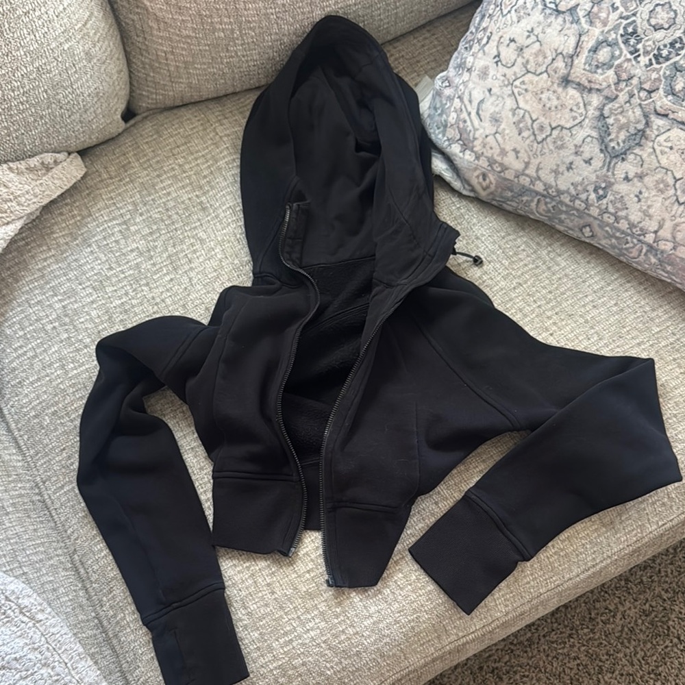 Lululemon cropped scuba sweater